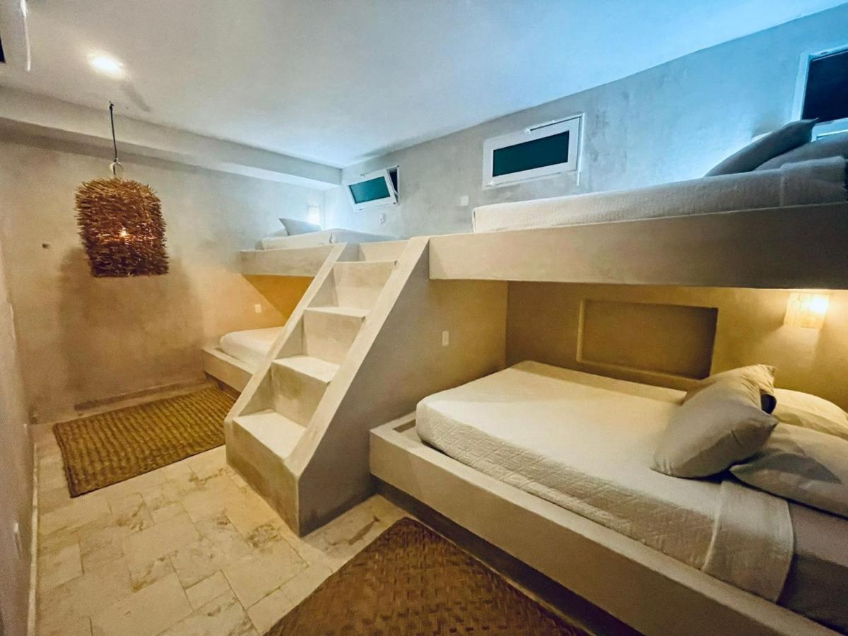 Casa Pelicanos Tulum Beach Mx - Next To Hotel Zone Екстер'єр фото